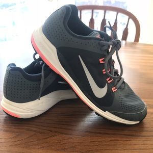 Nike Women Zoom Shoes